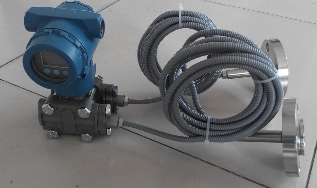 1586228437177045530.jpg 雙法蘭液位計(jì).jpg